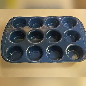 Longaberger Pottery Cornflower Blue Woven Traditions Full-Size Muffin Pan